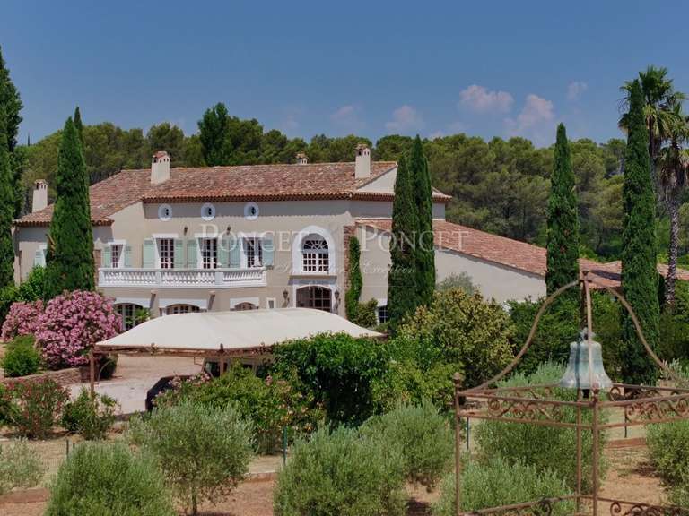 Property Brignoles - 12 bedrooms - 1080m²