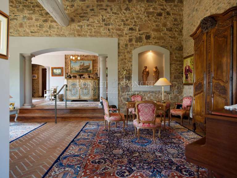 Propriété Brignoles - 12 chambres - 1080m²