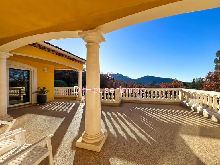 Villa Brignoles - 4 chambres - 230m²