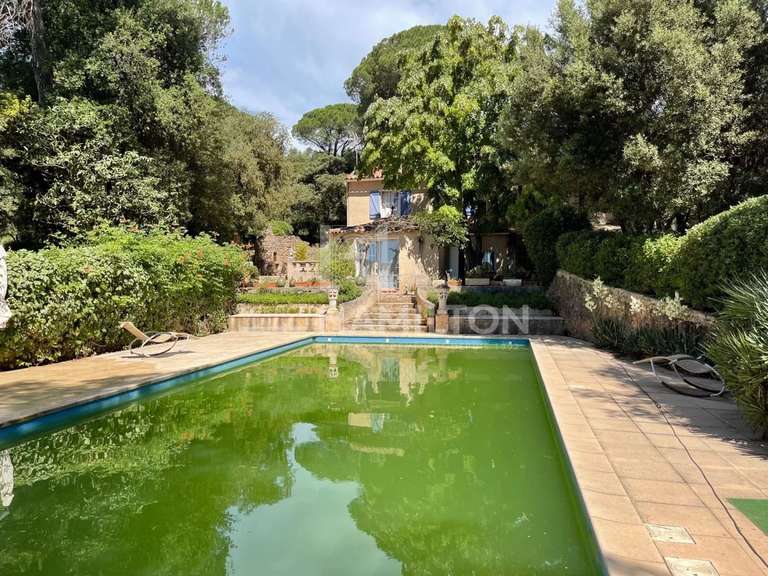 Villa Brignoles - 3 bedrooms - 163m²