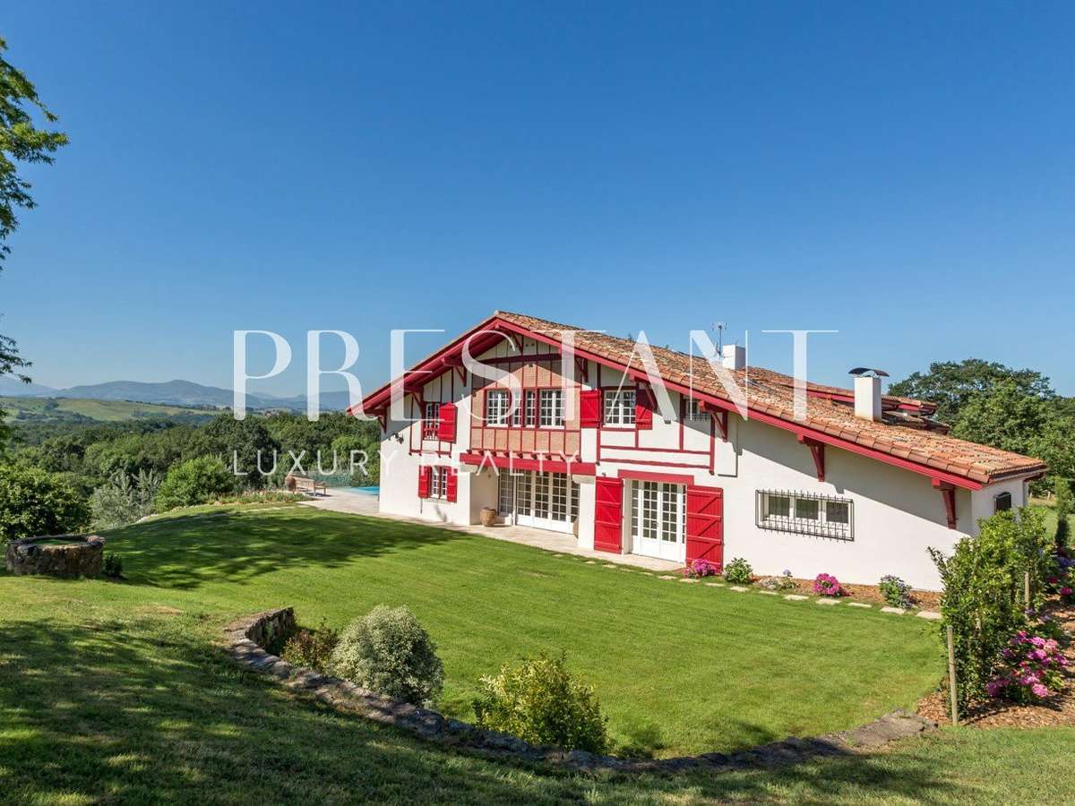 Maison Briscous