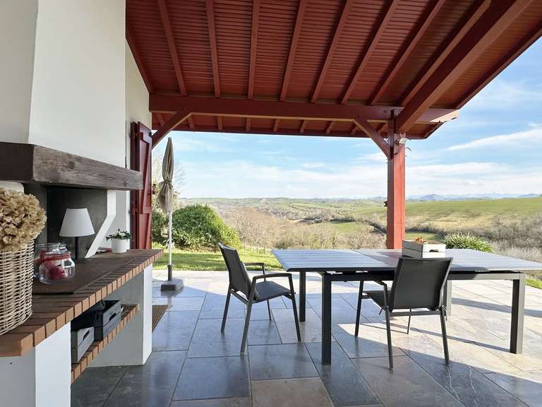 Maison Briscous - 4 chambres - 188m²