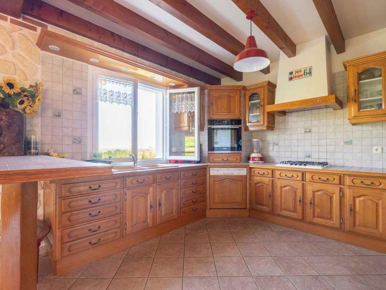 Maison Briscous - 4 chambres - 143m²