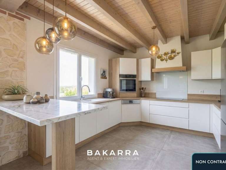 Maison Briscous - 4 chambres - 143m²