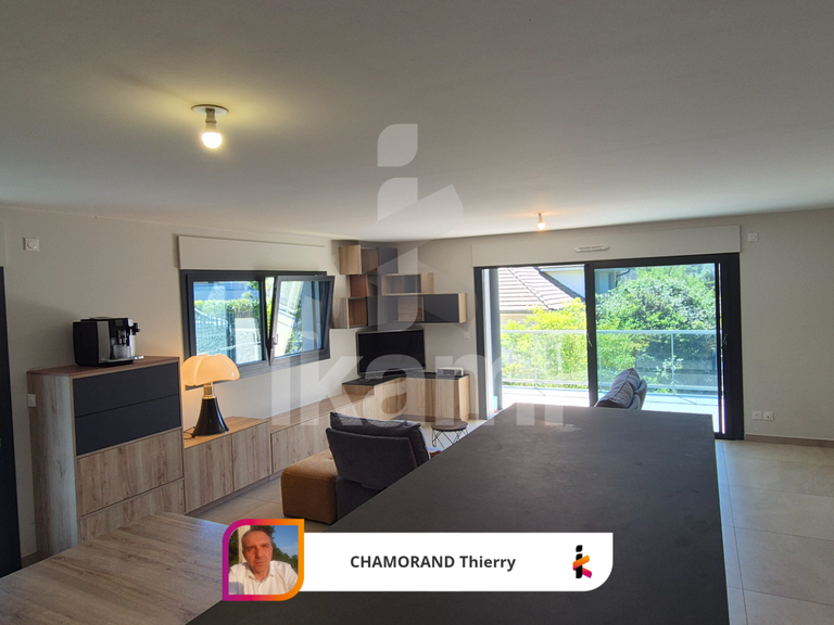 Appartement Brison-Saint-Innocent - 3 chambres - 102m²