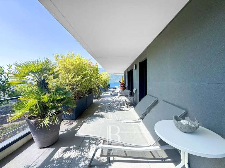 Appartement Brison-Saint-Innocent - 3 chambres - 122m²