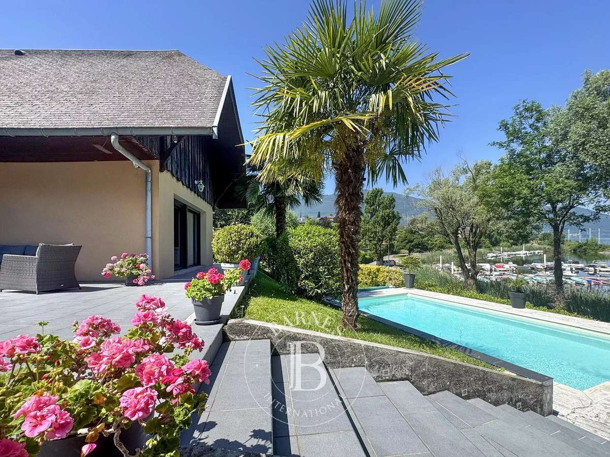 Maison Brison-Saint-Innocent