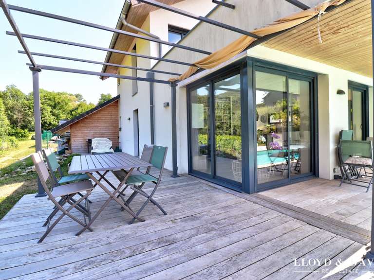 House Brison-Saint-Innocent - 3 bedrooms - 111m²