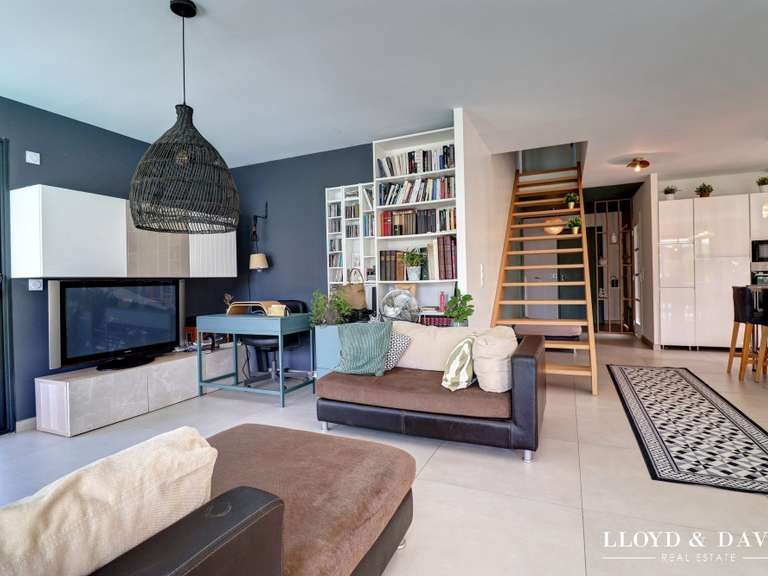 House Brison-Saint-Innocent - 3 bedrooms - 111m²