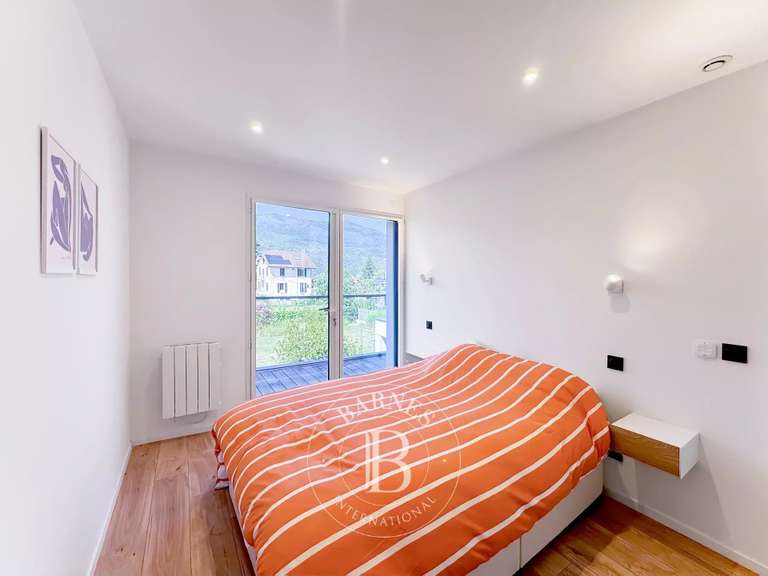 Maison Brison-Saint-Innocent - 3 chambres - 127m²
