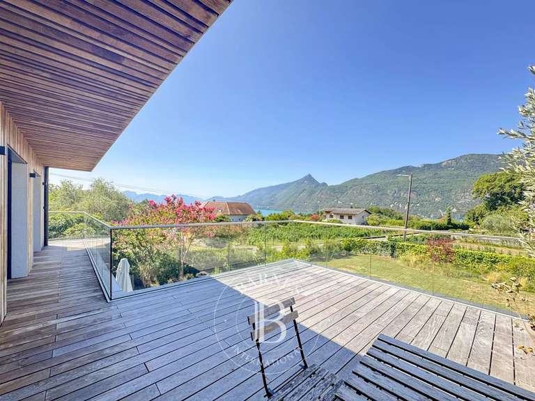 Maison Brison-Saint-Innocent - 3 chambres - 127m²