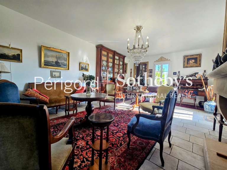 Maison Brive-la-Gaillarde - 6 chambres - 255m²