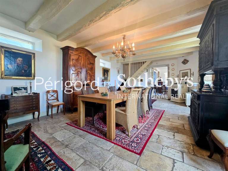 Maison Brive-la-Gaillarde - 6 chambres - 255m²