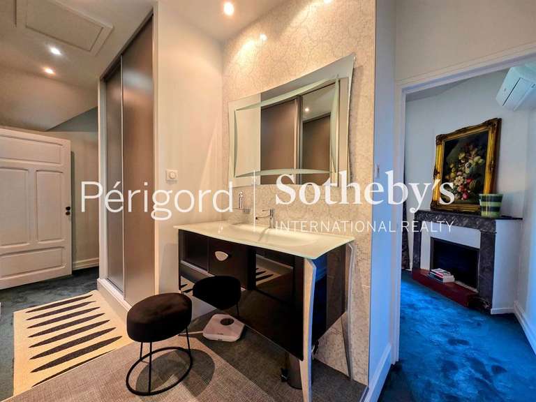 Maison Brive-la-Gaillarde - 4 chambres - 170m²