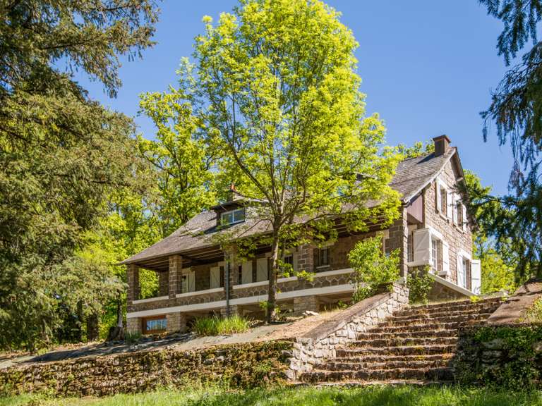 Maison Brive-la-Gaillarde - 4 chambres - 218m²