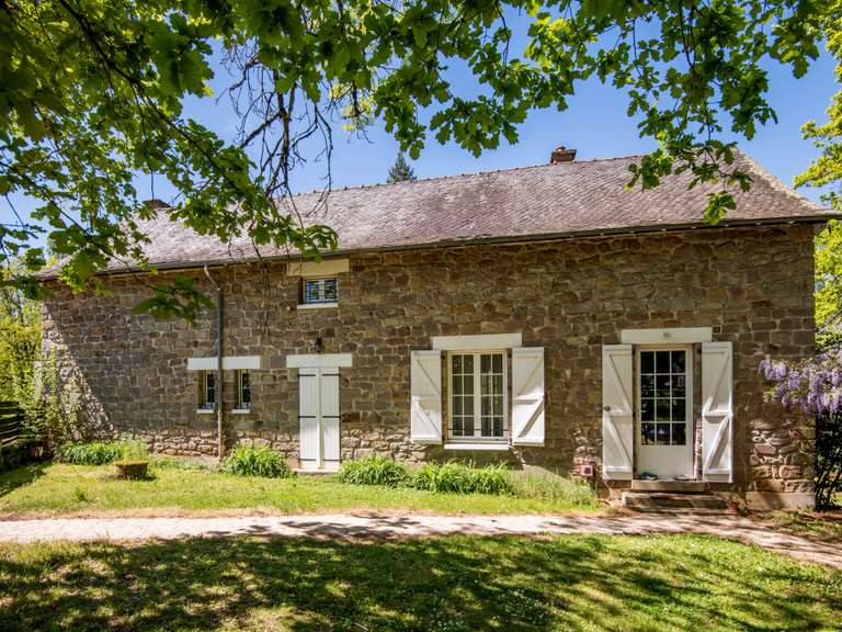 Maison Brive-la-Gaillarde - 4 chambres - 218m²