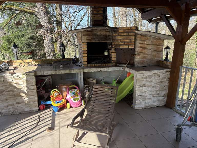 Maison Brive-la-Gaillarde - 4 chambres - 218m²