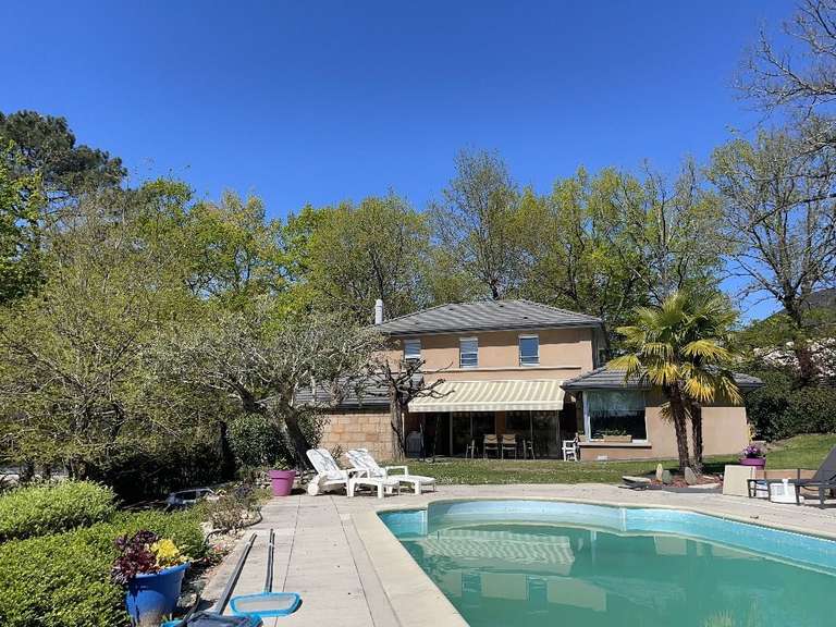 Maison Brive-la-Gaillarde - 4 chambres - 164m²