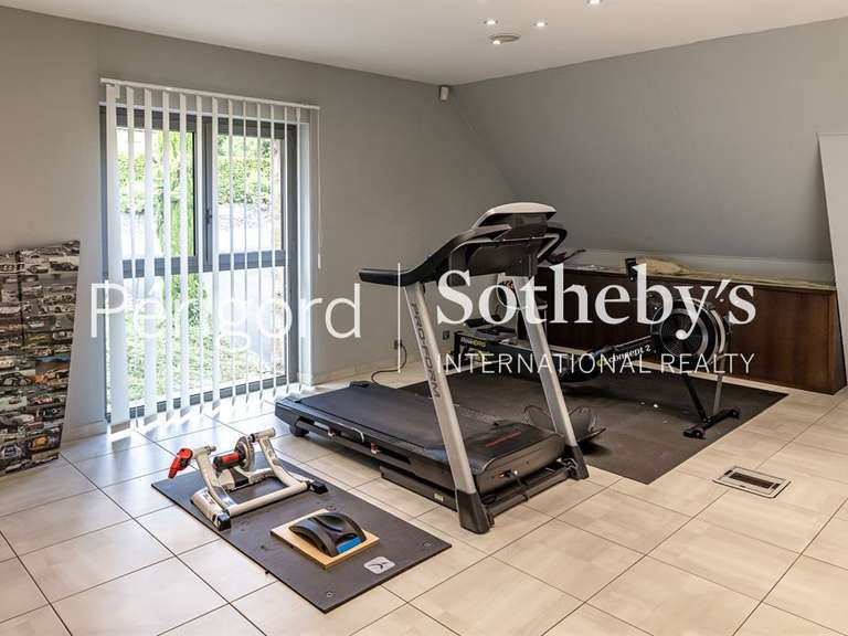 Maison Brive-la-Gaillarde - 6 chambres - 392m²
