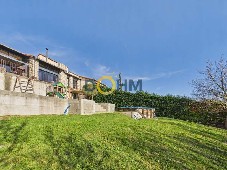 Maison Brives-Charensac - 5 chambres - 220m²