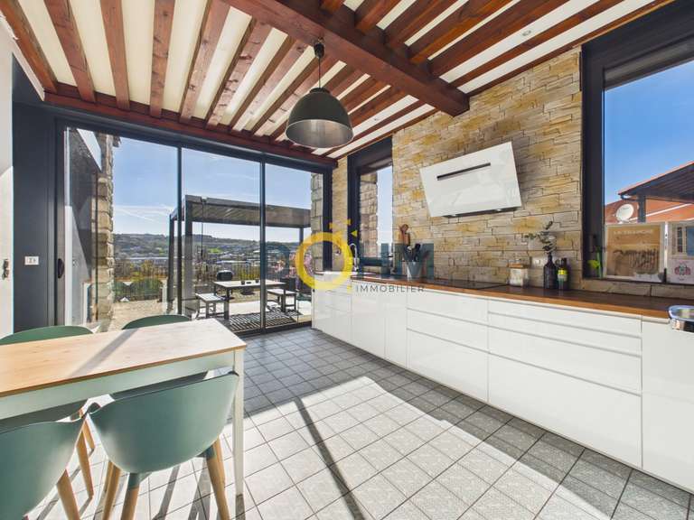 Maison Brives-Charensac - 5 chambres - 220m²