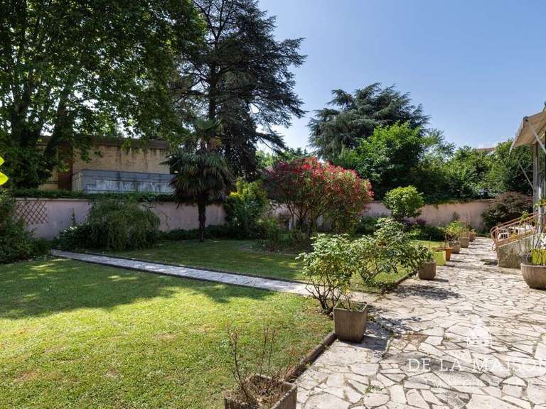 Maison Bron - 4 chambres