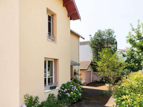 Maison Bron - 4 chambres