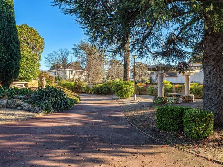 Maison Bron - 4 chambres - 200m²