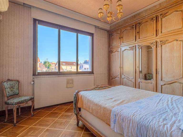 Maison Bron - 4 chambres - 200m²