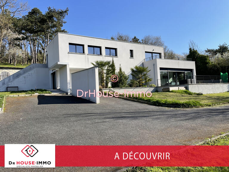 Villa Brueil-en-Vexin - 5 bedrooms - 231m²