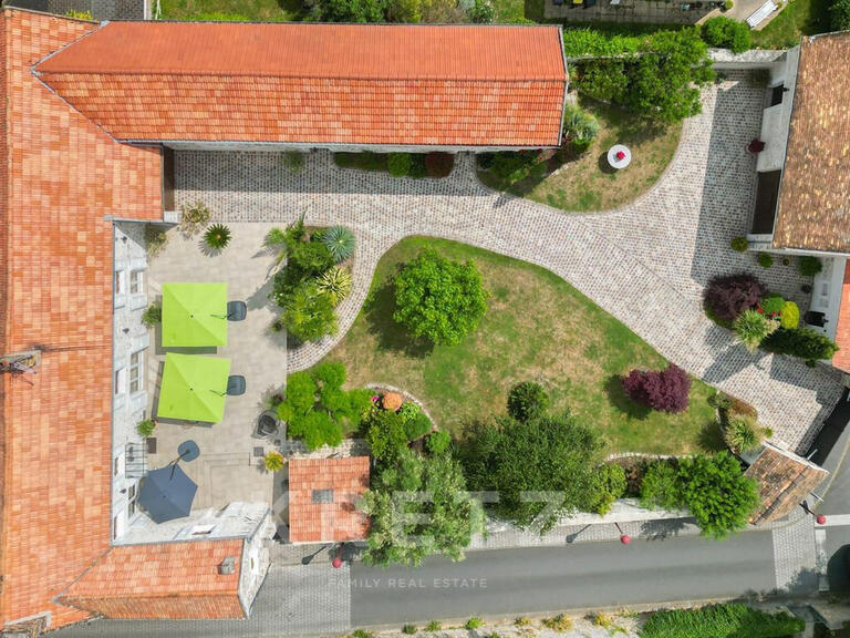 Mill Bruyères-le-Châtel - 6 bedrooms - 366m²
