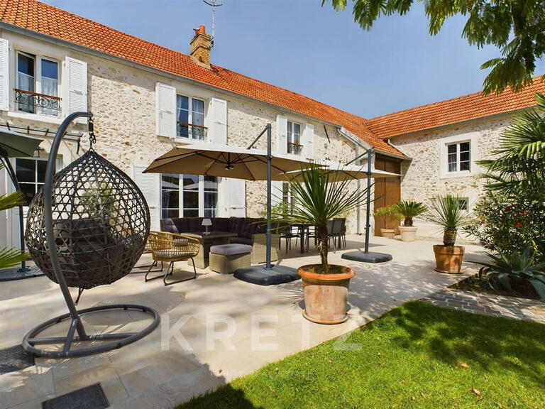 Mill Bruyères-le-Châtel - 6 bedrooms - 366m²