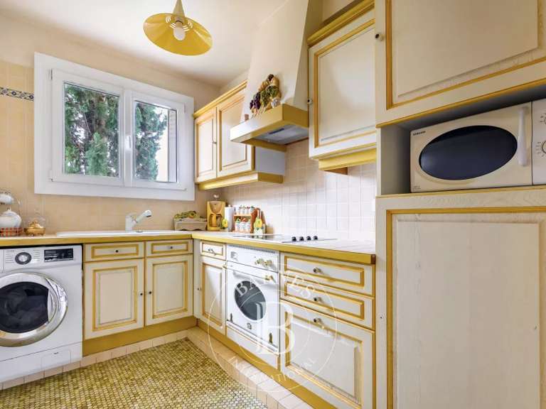 Maison Bry-sur-Marne - 5 chambres - 200m²