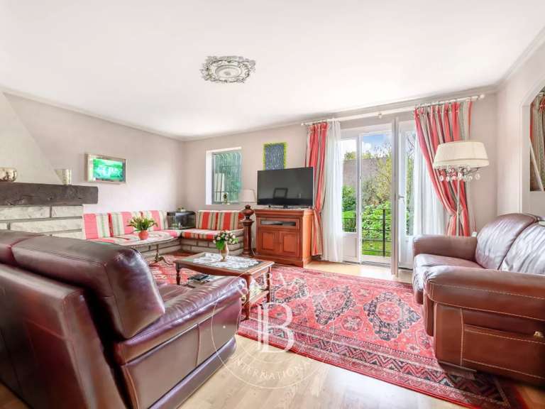 Maison Bry-sur-Marne - 5 chambres - 200m²