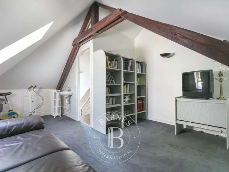 Maison Bry-sur-Marne - 227m²