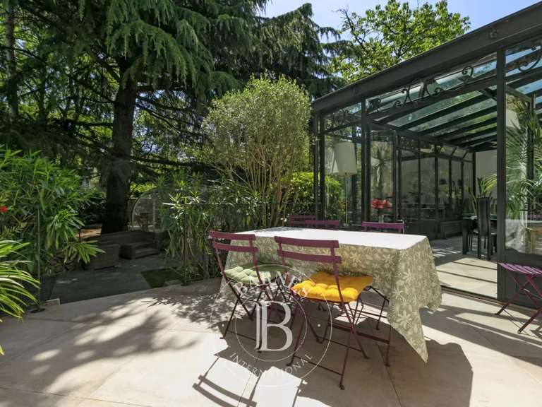Maison Bry-sur-Marne - 227m²