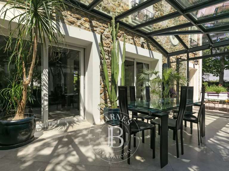 Maison Bry-sur-Marne - 227m²