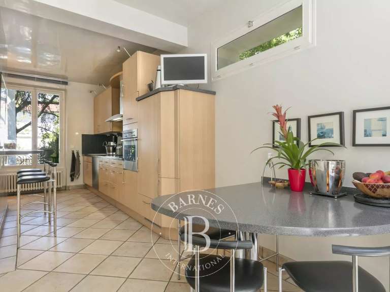 Maison Bry-sur-Marne - 227m²