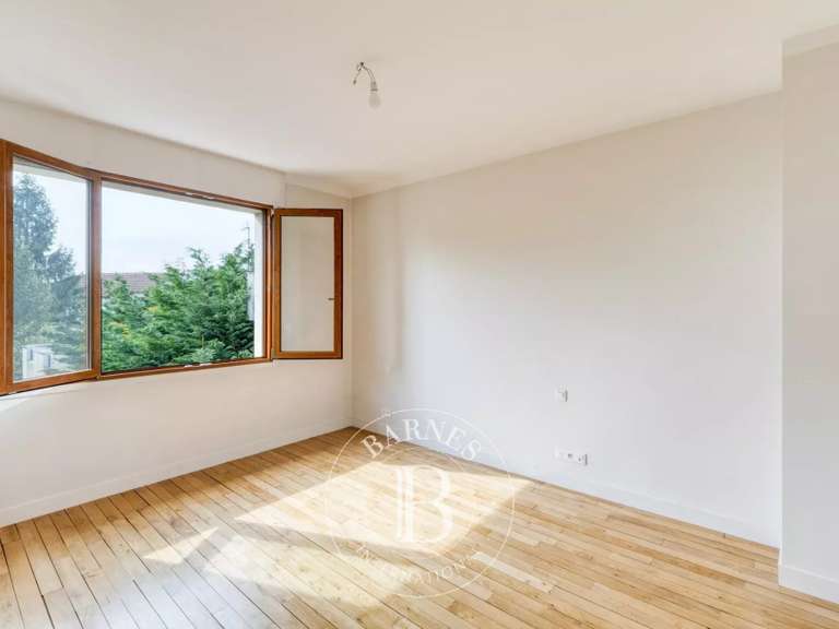 Maison Bry-sur-Marne - 4 chambres - 140m²