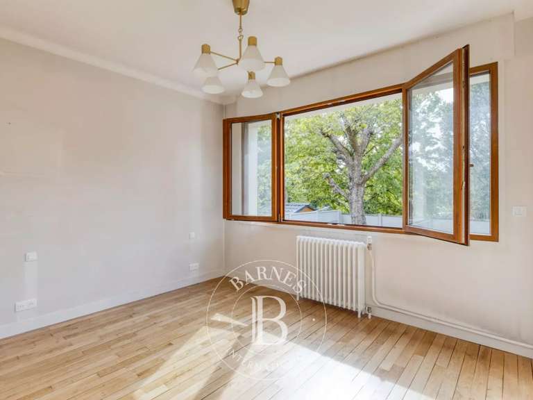 Maison Bry-sur-Marne - 4 chambres - 140m²