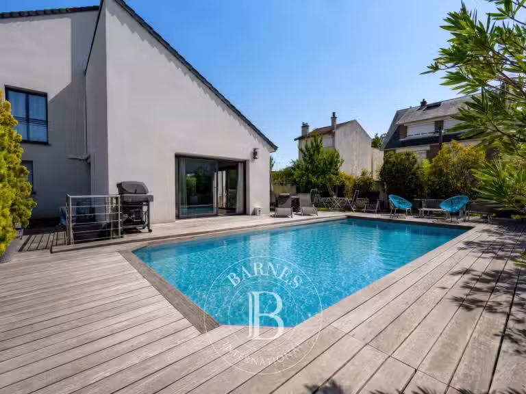 Maison Bry-sur-Marne - 5 chambres - 200m²