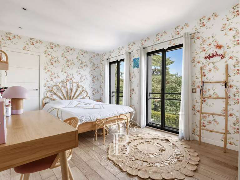 Maison Bry-sur-Marne - 5 chambres - 200m²