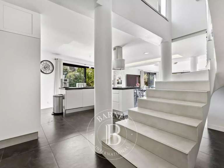 Maison Bry-sur-Marne - 5 chambres - 200m²