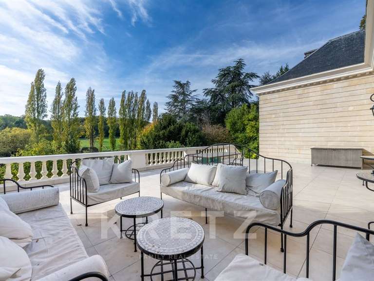 Maison Buc - 6 chambres - 520m²