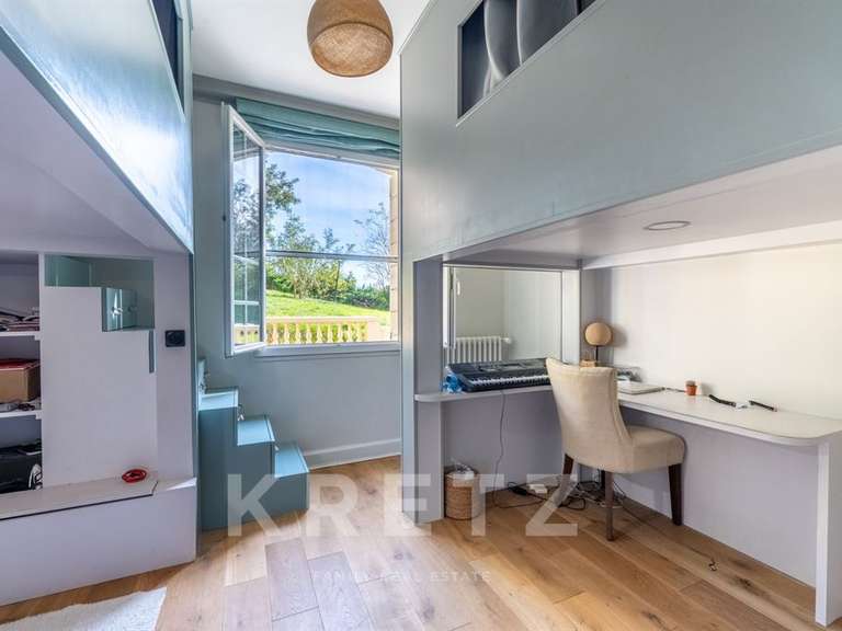 Maison Buc - 6 chambres - 520m²