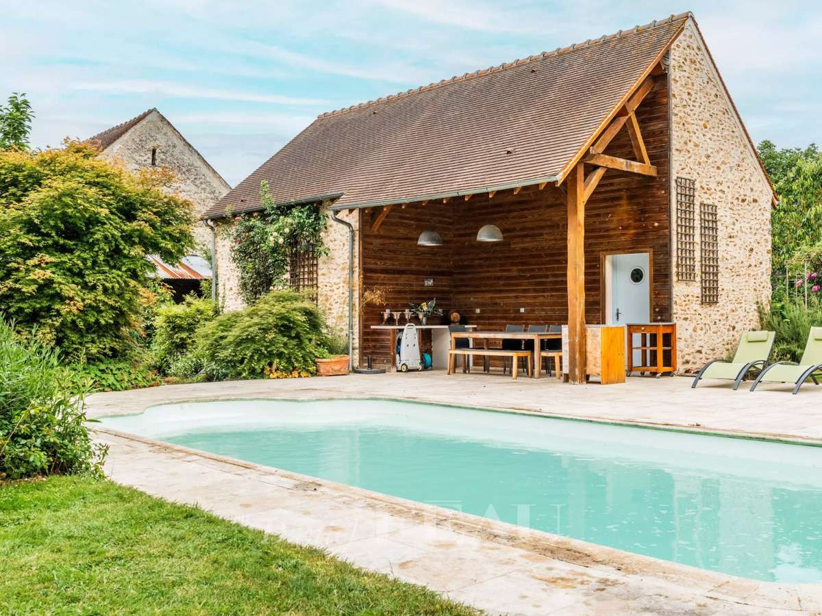 Maison Bullion