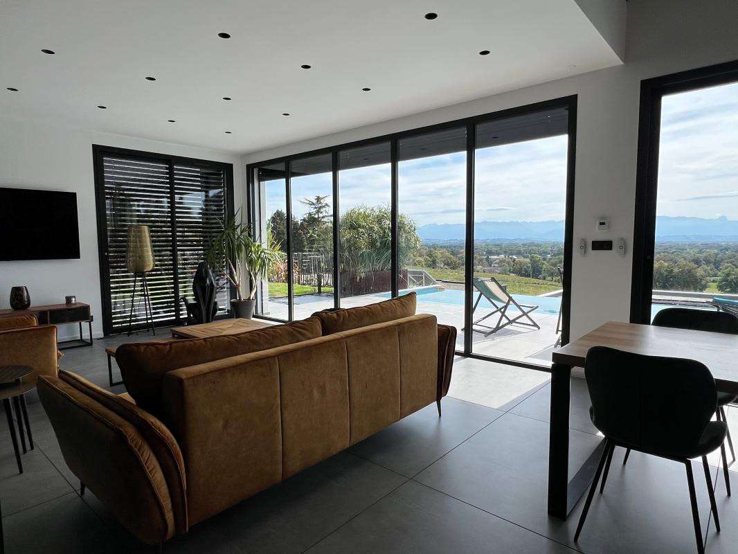 Maison Buros