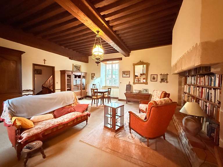 Maison Busserolles - 4 chambres - 271m²