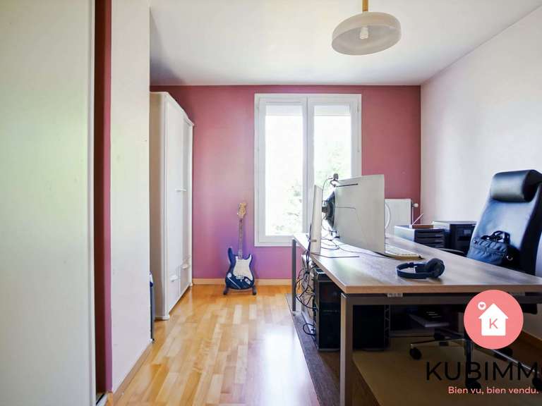 House Bussy-Saint-Georges - 4 bedrooms