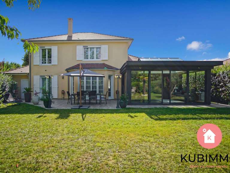 House Bussy-Saint-Georges - 4 bedrooms